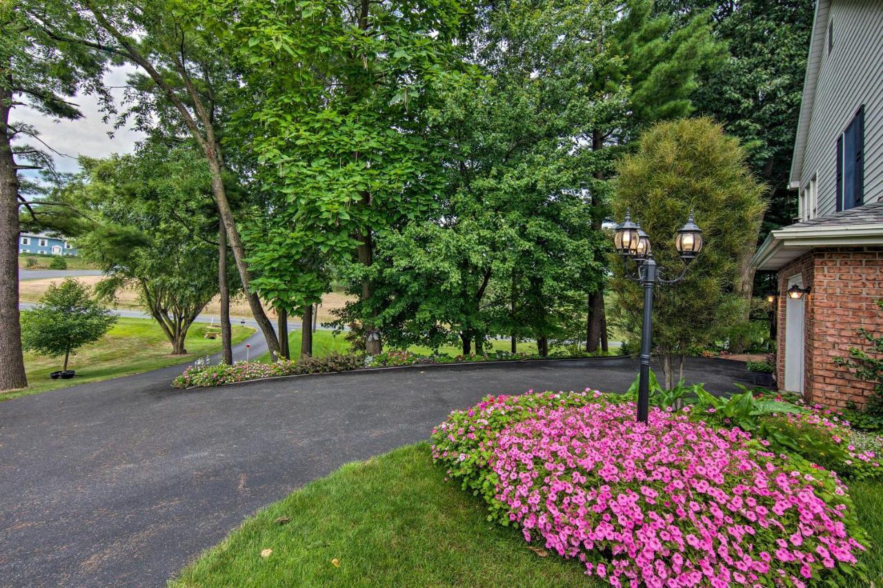Charming Apartment With Yard And Beautiful Gardens! Манхейм Экстерьер фото