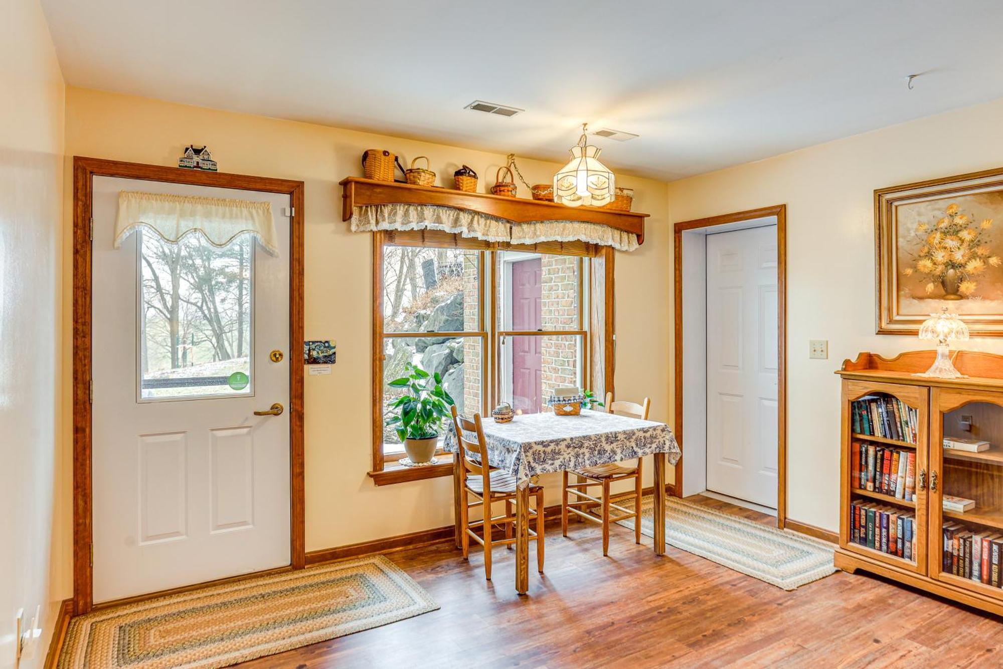 Charming Apartment With Yard And Beautiful Gardens! Манхейм Экстерьер фото